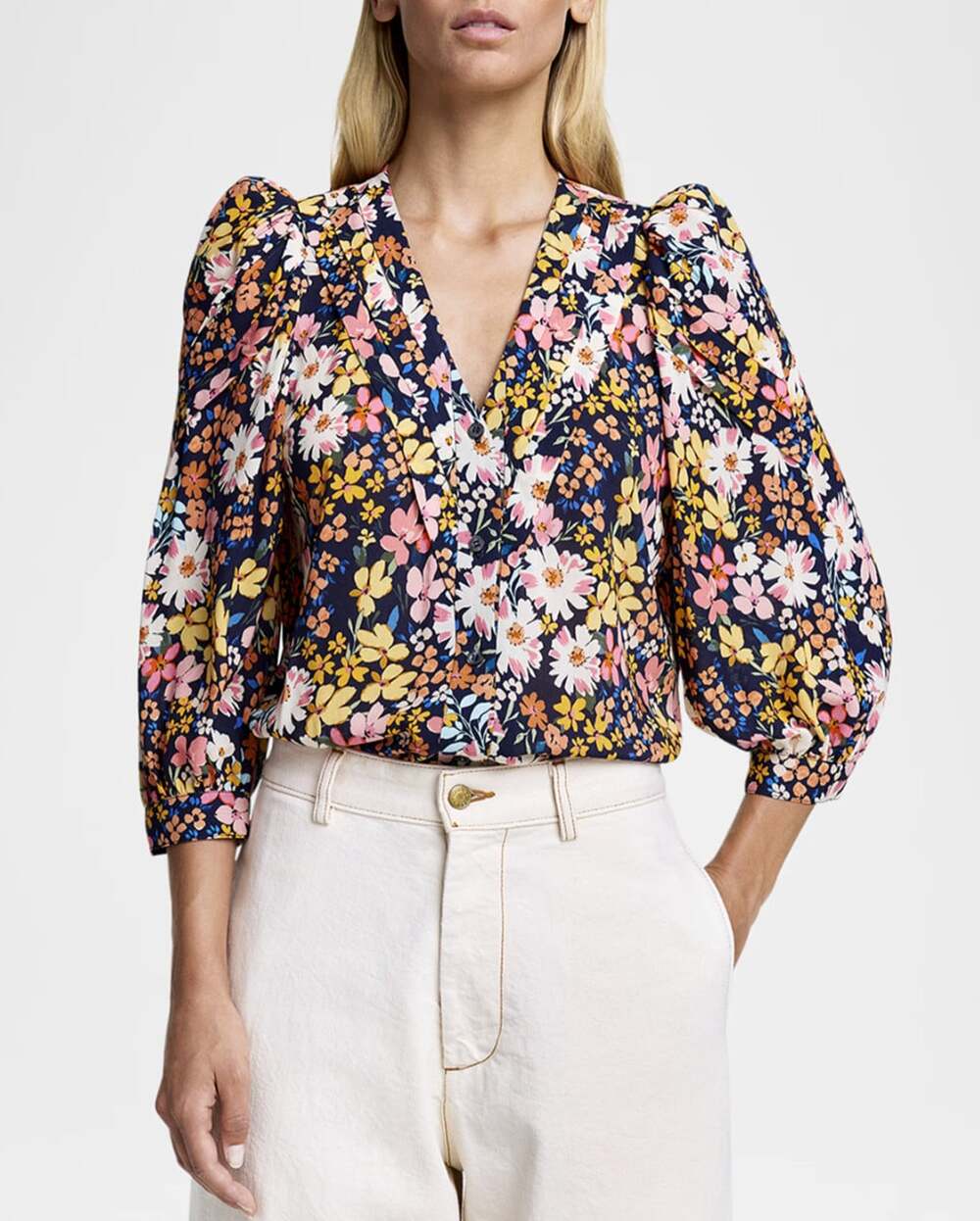 Smythe Frontier V-Neck Blouse in Navy Floral Size Medium 3/4 Sleeves